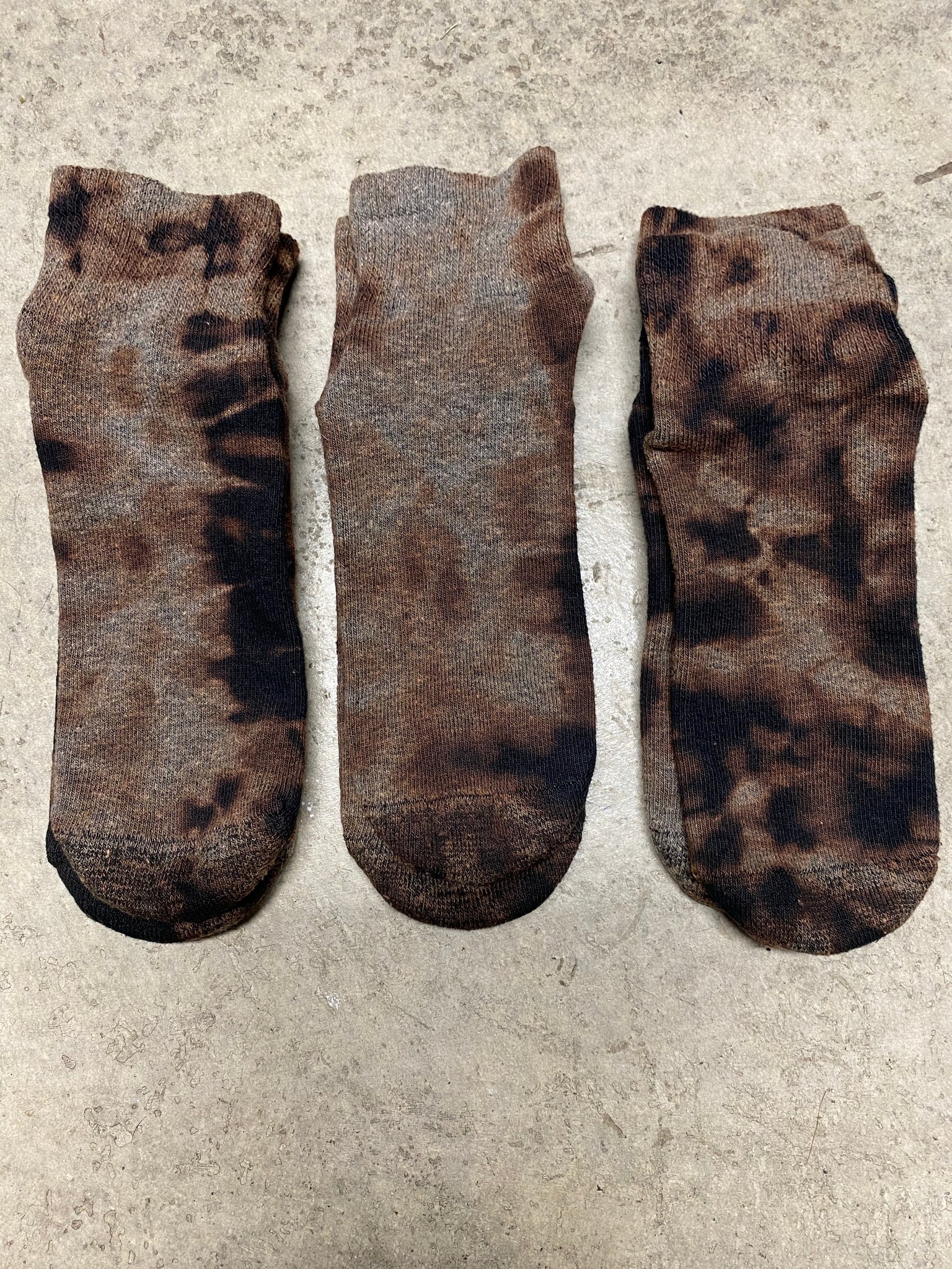 Hand bleached Ankle socks